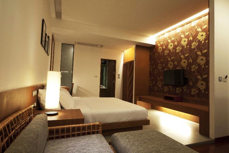 Tri-Shawa Resort Khlong Wan Eksteriør billede